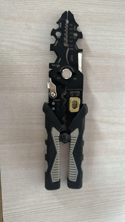 25 in 1 Wire Stripping Tool